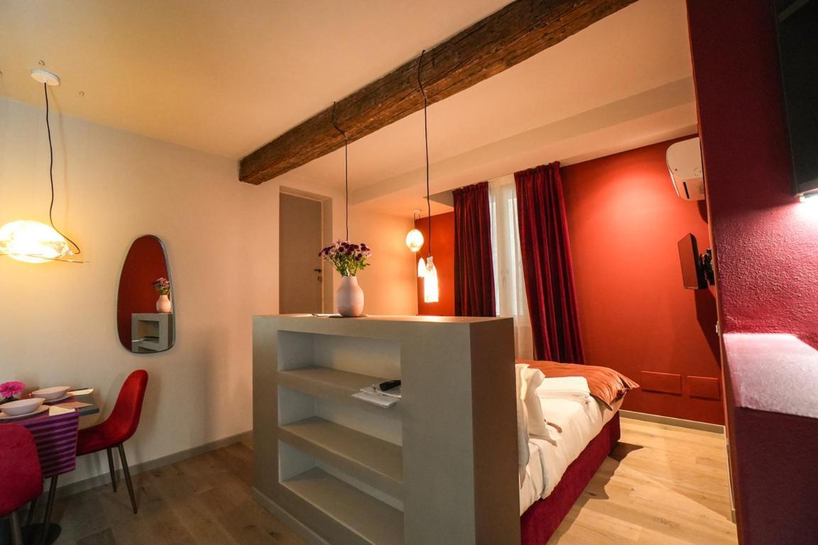 Sant'Eufemia 30 Bed & Breakfast Modena Eksteriør bilde